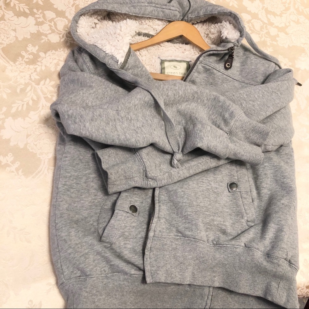 Green Tea | Ultra Soft Gray Hoodie Faux Fur Lining